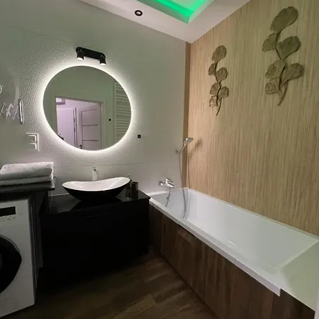 Towarowa Milionowa Dwa 39 * Poznan